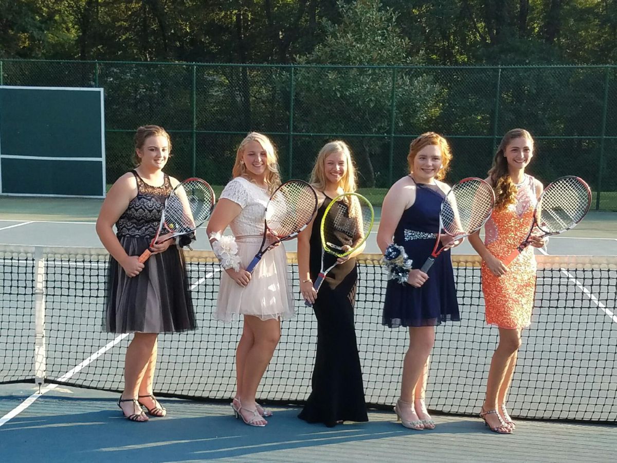 tennis_homecoming_2016_1_20170225_1711508067.jpg